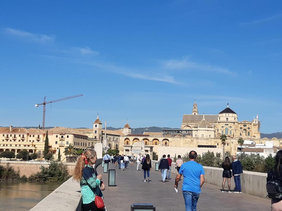 Loft La Calahorra Con Posibilidad De Aparcamiento Pregunta Por El Pack Mas Amor 科爾多瓦 外观 照片