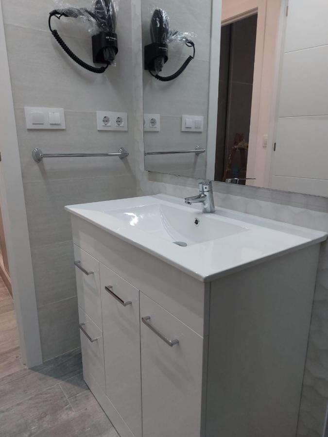 Loft La Calahorra Con Posibilidad De Aparcamiento Pregunta Por El Pack Mas Amor 科爾多瓦 外观 照片
