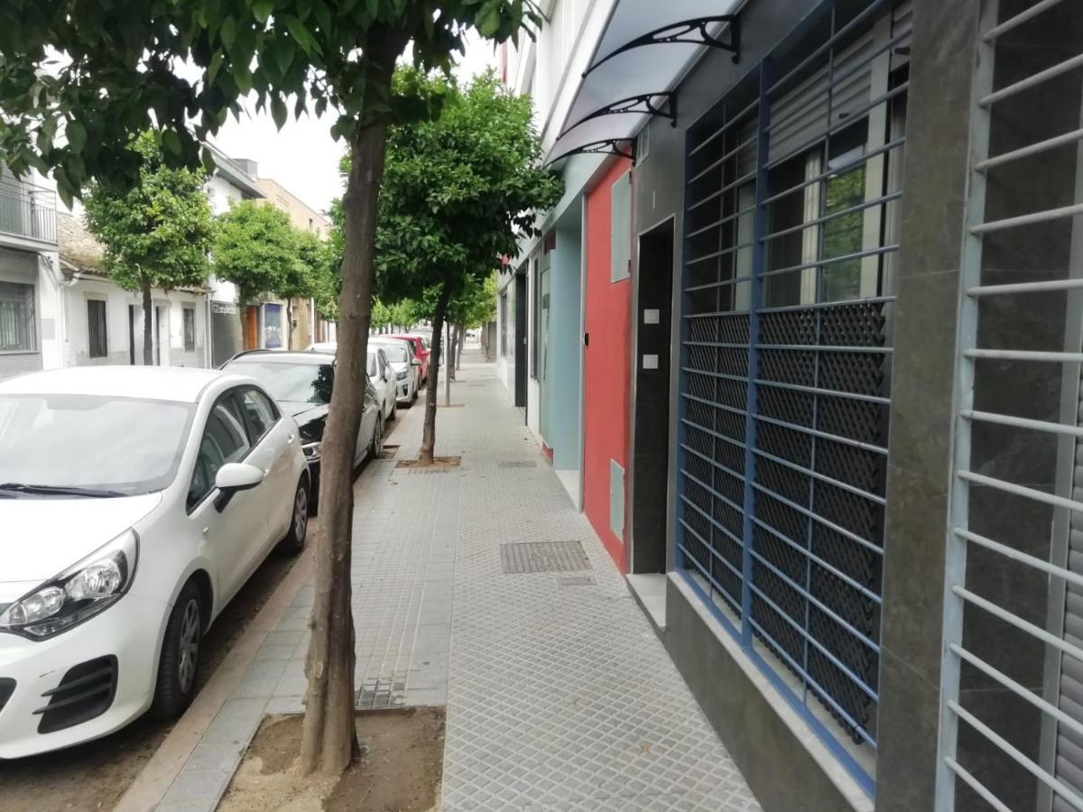 Loft La Calahorra Con Posibilidad De Aparcamiento Pregunta Por El Pack Mas Amor 科爾多瓦 外观 照片